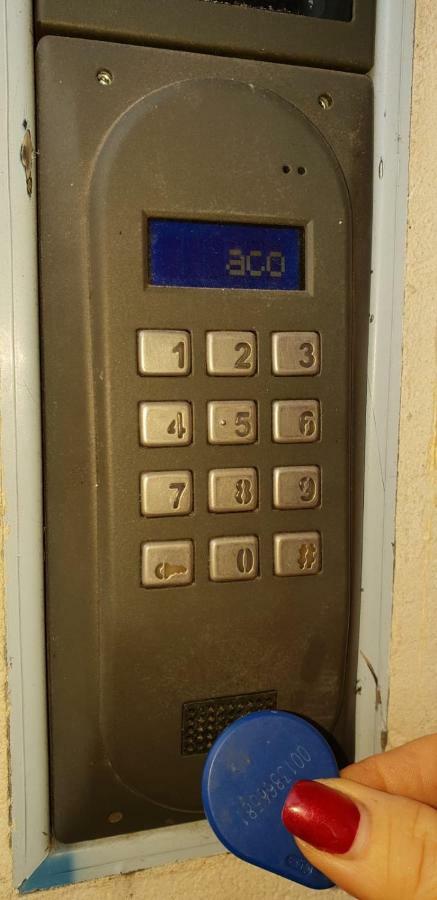 Pension 11 Apartments By Lorenc ベルリン エクステリア 写真